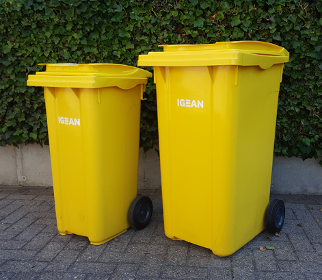 inzameling van papier en karton in containers - verschillende formaten